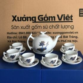 Bộ ấm chén in logo dáng bưởi cành màu trắng họa tiết sen vàng kim XG-AC05