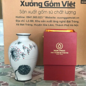 Bình hoa gốm sứ in logo công ty nam phúc dáng vò màu trắng vẽ hoa thủ công XG-LH09