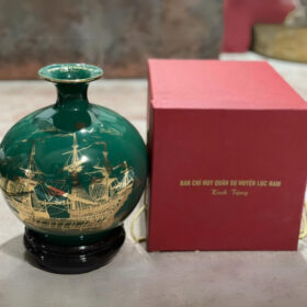 Bình hút tài lộc in logo màu xanh lá họa tiết thuyền buồm in decal vàng XG-BHL35