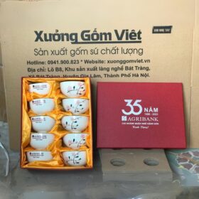 Bộ 10 bát cơm in logo 35 năm thành lập Agribank màu trắng vẽ hoa đào hồng XG-BC17
