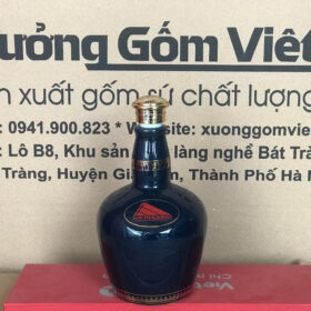 Nậm rượu in logo Hà Phương Group dáng chivas màu xanh bóng nắp vàng XG-NR33