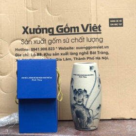 Lọ hoa gốm sứ in logo dáng bom men rạn vẽ sen đen XG-LH30