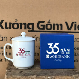 Ly sứ in logo 35 năm 1988-2023 AGRIBANK dáng trụ quai vuông XG-LS69