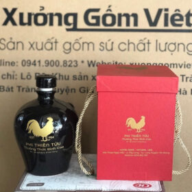 Nậm rượu in logo Phi Thiên Tửu dáng bầu màu nâu bóng XG-NR27