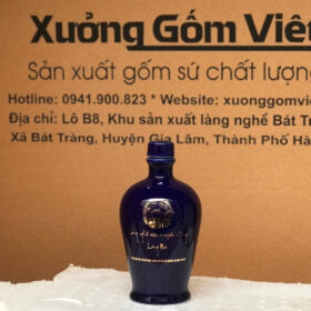 Nậm rượu in logo Làng nghề rượu truyền thống Làng Mai dáng bầu màu xanh bóng XG-NR24