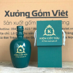 Nậm rượu in logo Kiện Cốt Tửu dáng bầu màu xanh lá XG-NR09