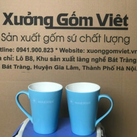Ly sứ in logo MAERSK dáng vát cao quai bán tim màu xanh dương XG-LS98