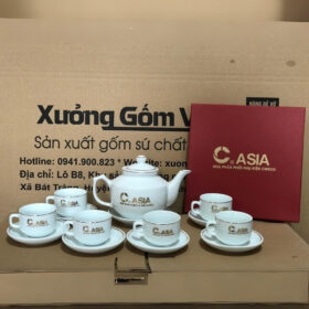 Bộ ấm chén in logo dáng vuông thấp màu trắng viền kim XG-AC61