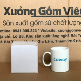 Cốc sứ in logo Coway dáng trụ cao có quai C màu trắng XG-LS126