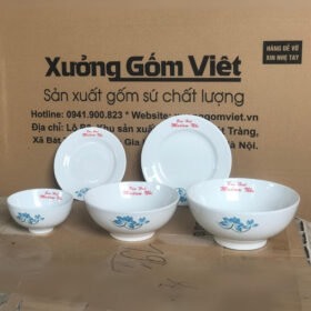 Bộ bát đĩa in logo bún Huế Madam Nhi men trắng họa tiết sen xanh XG-BD45
