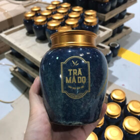 Hũ đựng trà men hoa biển in logo Trà Mã Dọ dáng bầu XG-HDT05