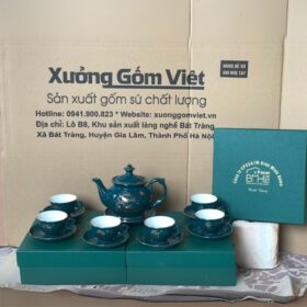 Bộ ấm chén gốm sứ Bát Tràng in logo dáng đài cát họa tiết thuyền buồm xuôi gió màu xanh lá XG-AC106