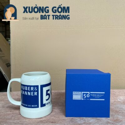 ca-bia-gom-su-bat-trang-in-logo-su-kien-hop-tac-giua-huber-ranner-va-thanh-an-et-mau-trang (2)