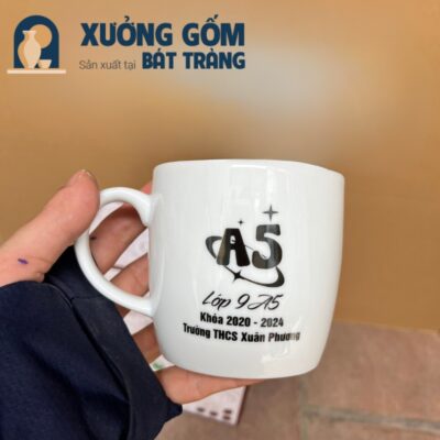 coc-su-bat-trang-in-logo-lop-9a5-khoa-2020-2024-truong-thcs-xuan-phuong-dang-lun-mau-trang (2)