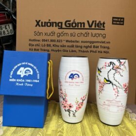 Bình hoa in logo dáng bom màu trắng họa tiết chim én cành đào XG-LH54