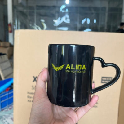 coc-su-bat-trang-in-logo-alida-tinh-hoa-noi-that-dang-tru-mau-den-quai-trai-tim (4)