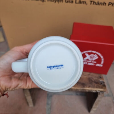 coc-su-bat-trang-in-logo-dai-hoi-dai-bieu-mttq-viet-nam-phuong-hoa-tho-dong-dai-hoi-xiii-nhiem-ky-2024-2029-dang-bau-co-nap-mau-trang (3)