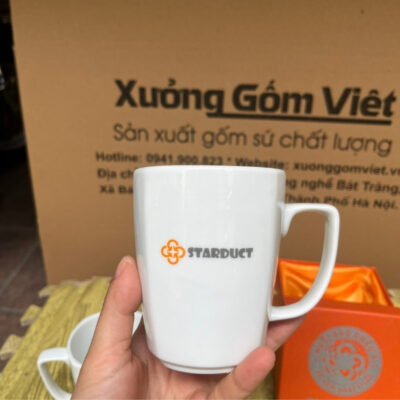 coc-su-bat-trang-in-logo-ngoi-sao-chau-a-dang-vuong-co-quai-mau-trang (4)