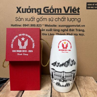 lo-hoa-gom-su-bat-trang-in-logo-vung-3-hai-quan-dai-hoi-thi-dua-quyet-thang-mau-trang-hoa-tiet-hoa-sen-den