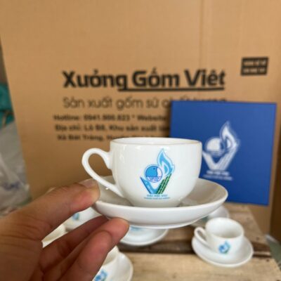 bo-am-chen-gom-su-bat-trang-in-logo-dai-hoi-viii-thanh-pho-da-nang-mau-trang (3)